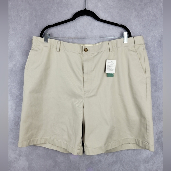 LL. Bean Men's Wrinkle-Free Double L® Chino Short, Natural Fit  6" - Picture 5 of 13